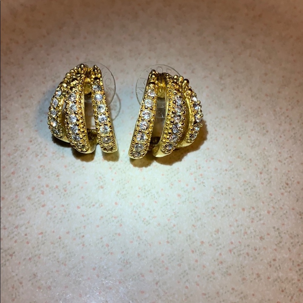 Vintage Gold tone pierced earrings 1/2 hoop with rhinestones (316) approx 3/4”